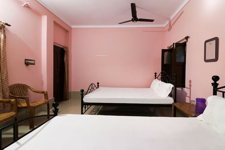 Hotel Spot On 49052 Shree Chaitanya Math Teertha Bhawan