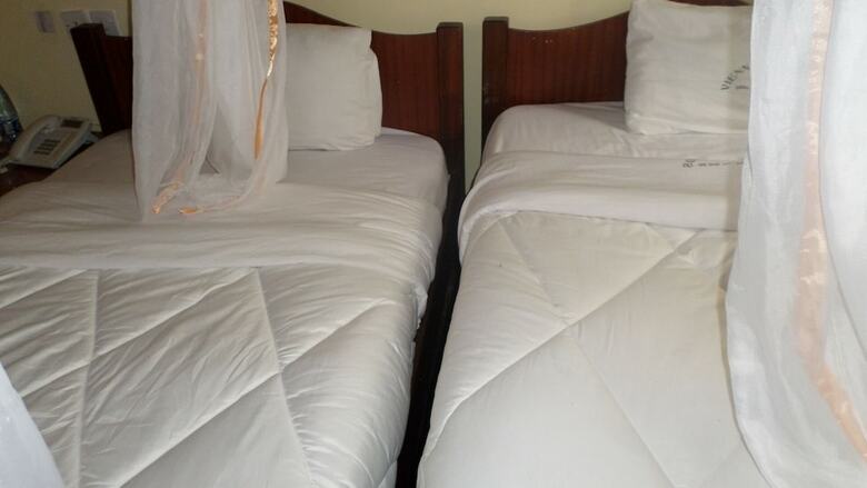 Hotel Vienna Woods Holiday Inn Limited