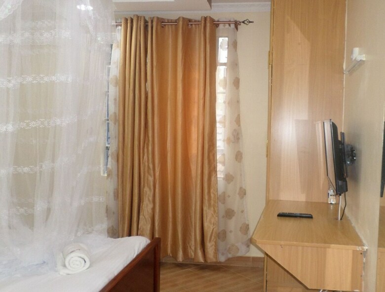 Hotel Vienna Woods Holiday Inn Limited