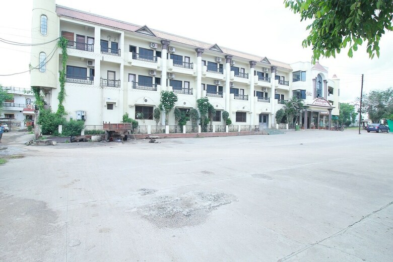 Oyo 47459 Hotel Bagdia International