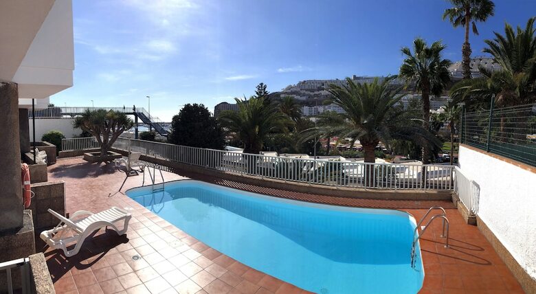 Apartment 3 Mins From Puerto Rico Beach
