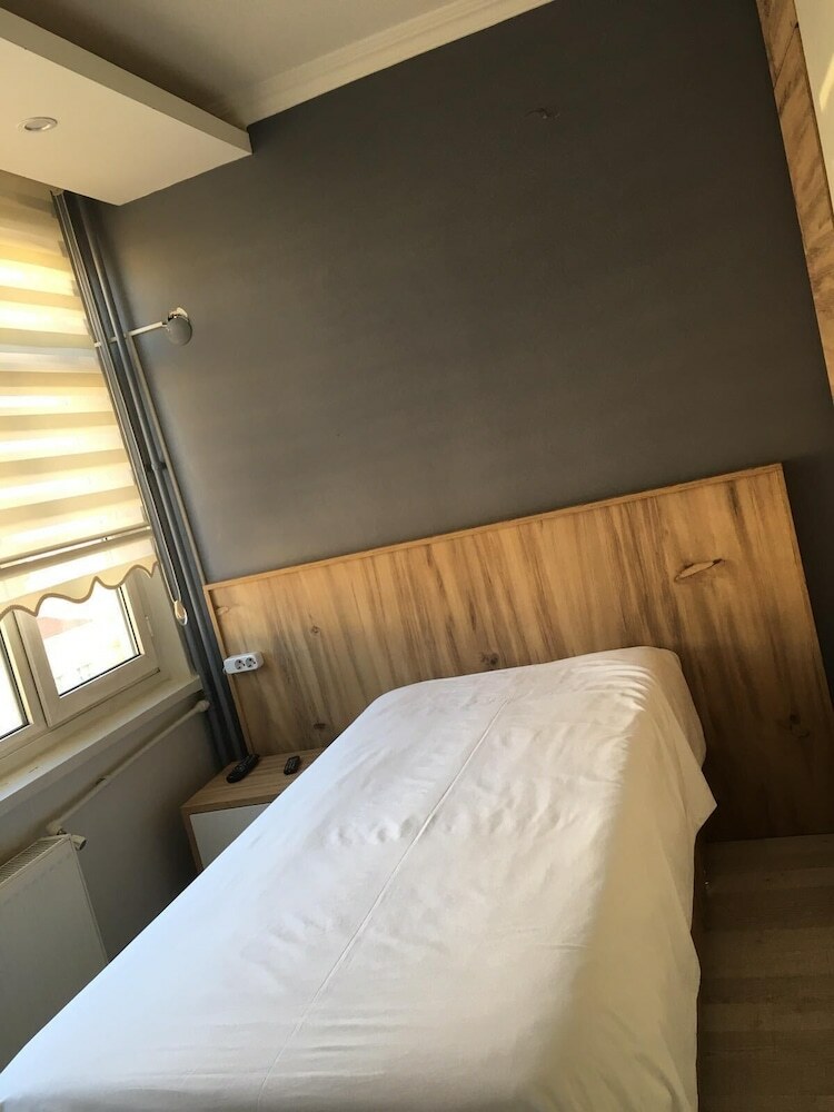 Hotel Sale Otel