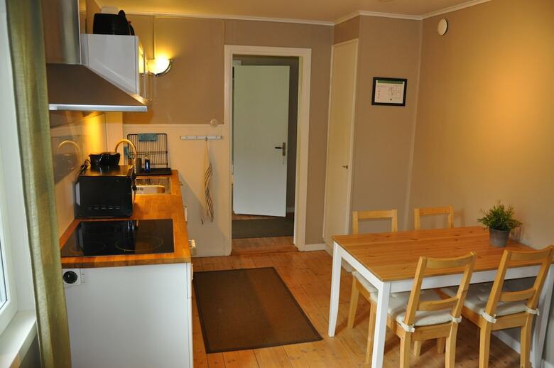 Hotell & Pensionat Bj�rkelund
