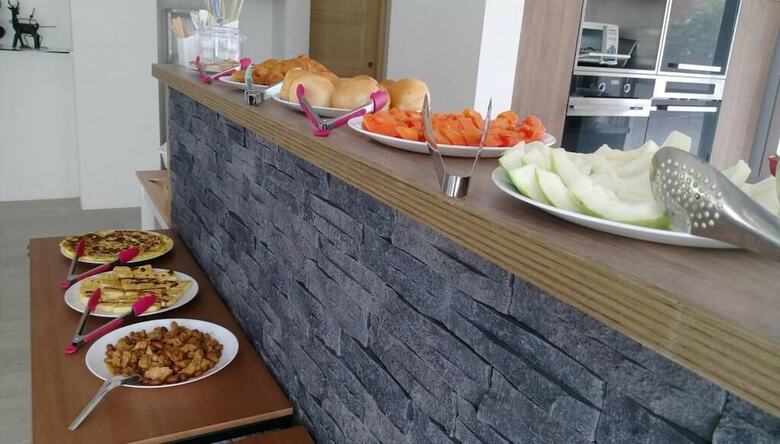 Meihua Lake Corner B&B