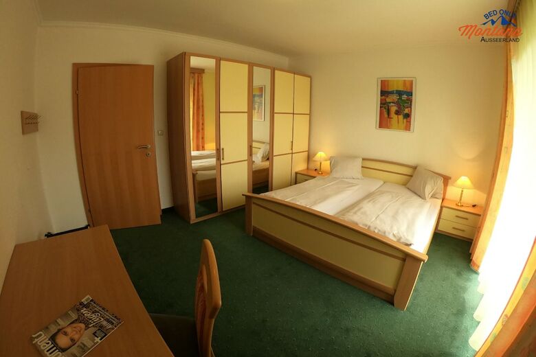 Hotel Bed Only Montana Ausseerland