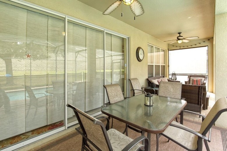 Deluxe Spacious Resort Home Close To Disney