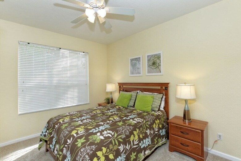 Deluxe Spacious Resort Home Close To Disney