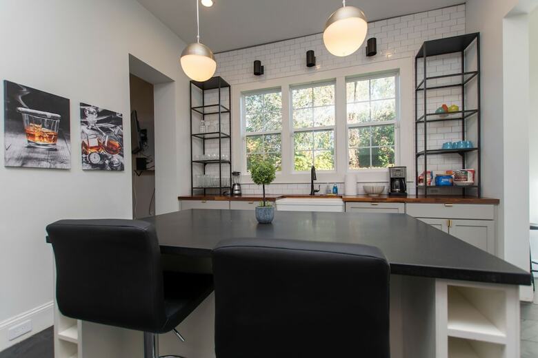 Award Winning 4 Br In Old Louisville