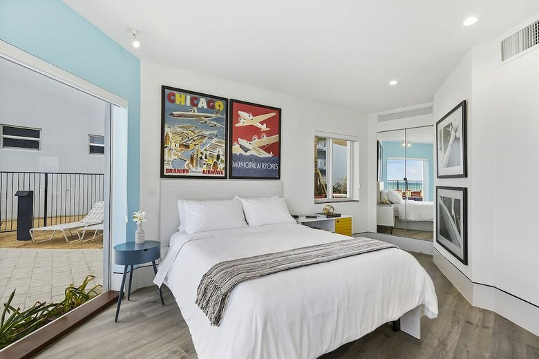 Motel Ocean Treasure Beachside Suites