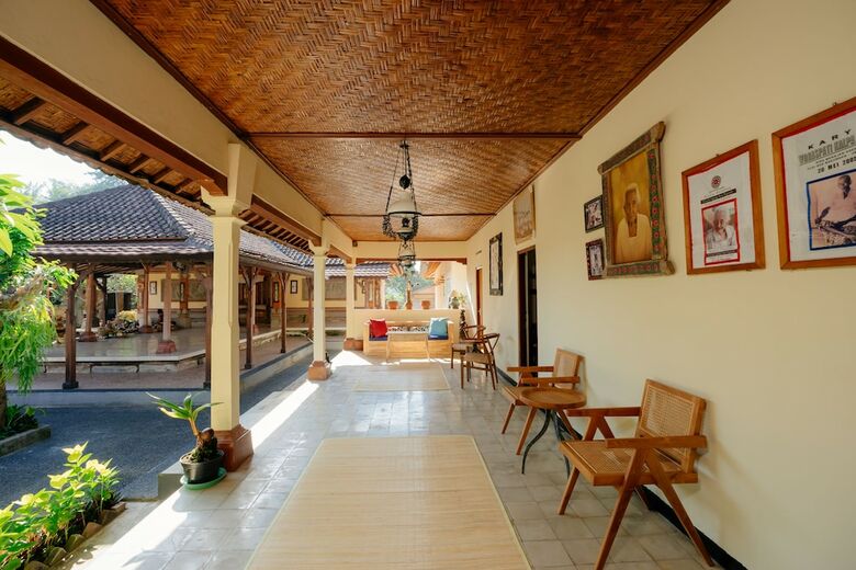 Hotel Bakungan Dijero Homestay