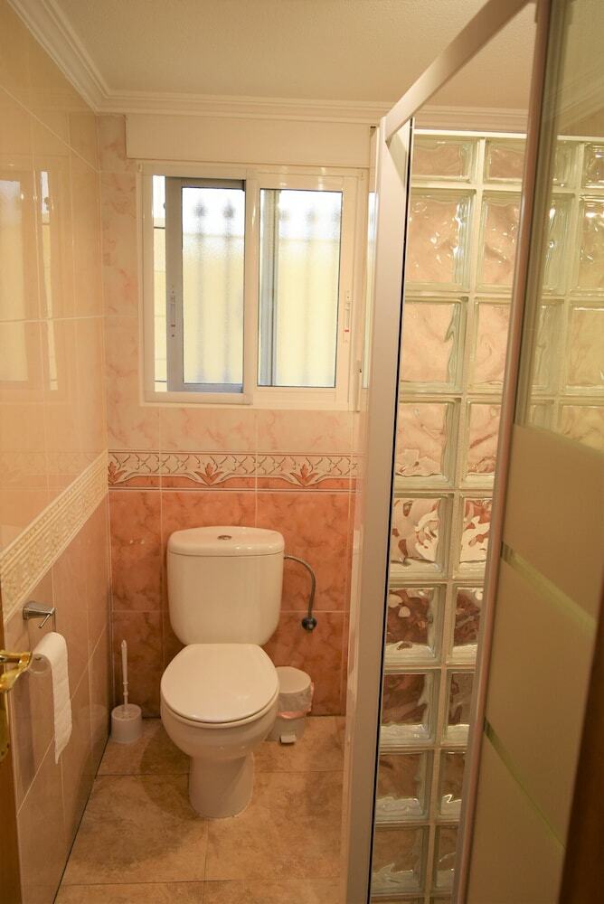 Lower Apartment With Semi-private Pool