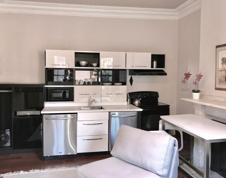 Boutique Apartments By The Upton Collection