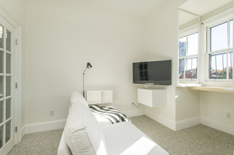 Boutique Apartments By The Upton Collection