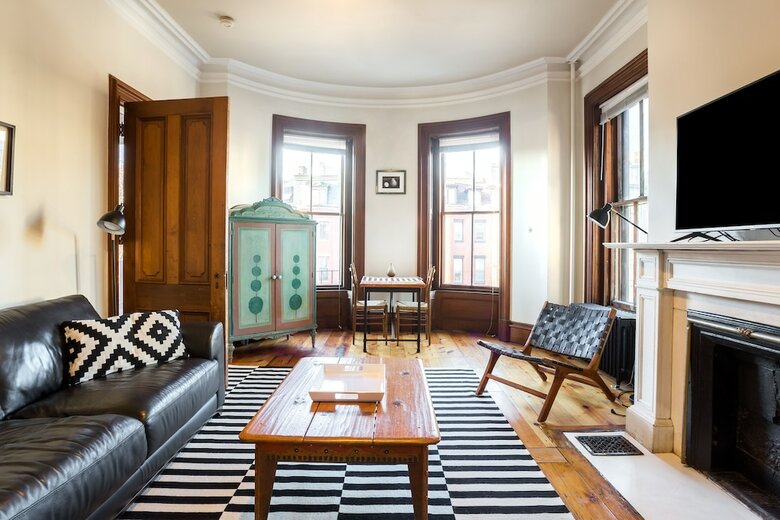 Boutique Apartments By The Upton Collection