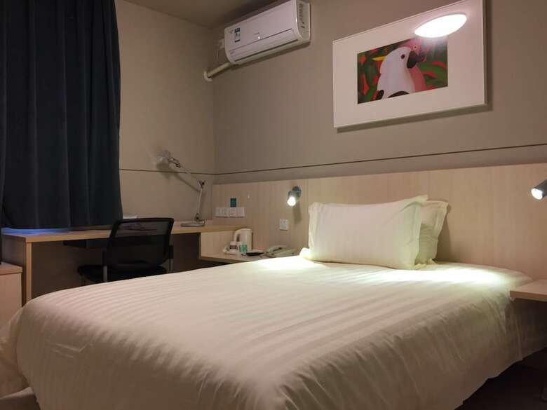 Hotel Jinjiang Inn Shanghai Baoyang Dock