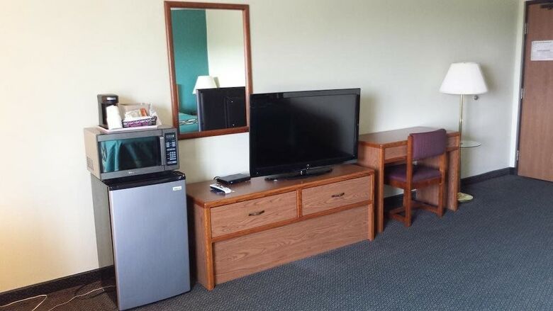 Hotel Super 8 By Wyndham Carlisle-south