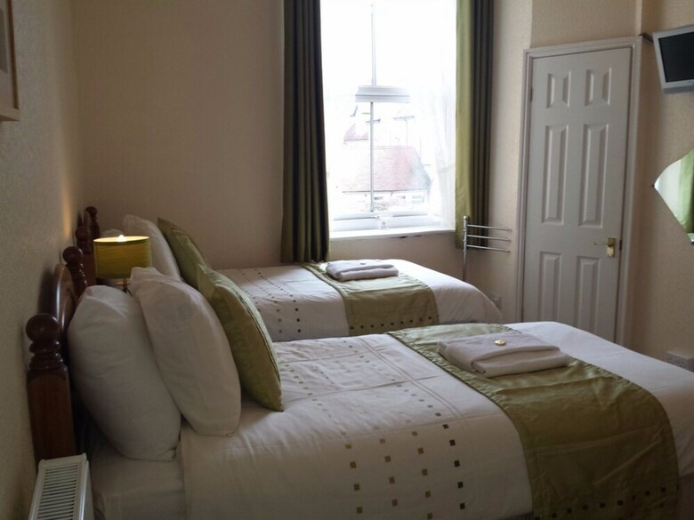 Hotel Ascot House - Guest House