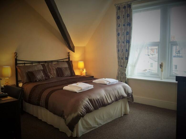 Hotel Ascot House - Guest House