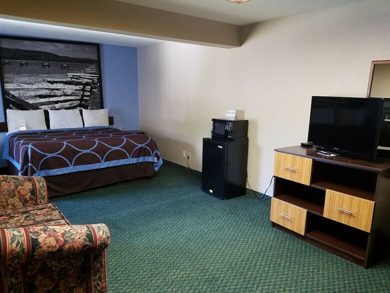 Motel Super 8 By Wyndham Bentonville