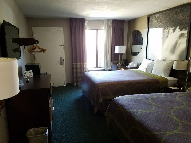 Motel Super 8 By Wyndham Bentonville