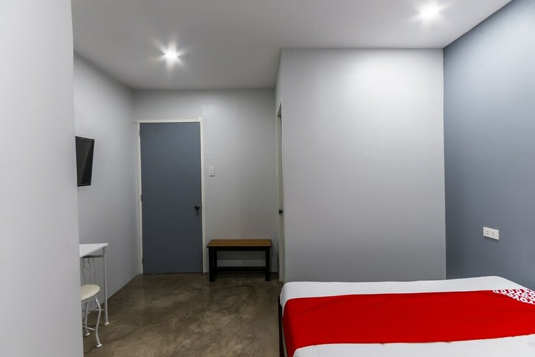 Oyo 476 Hedda Hotel