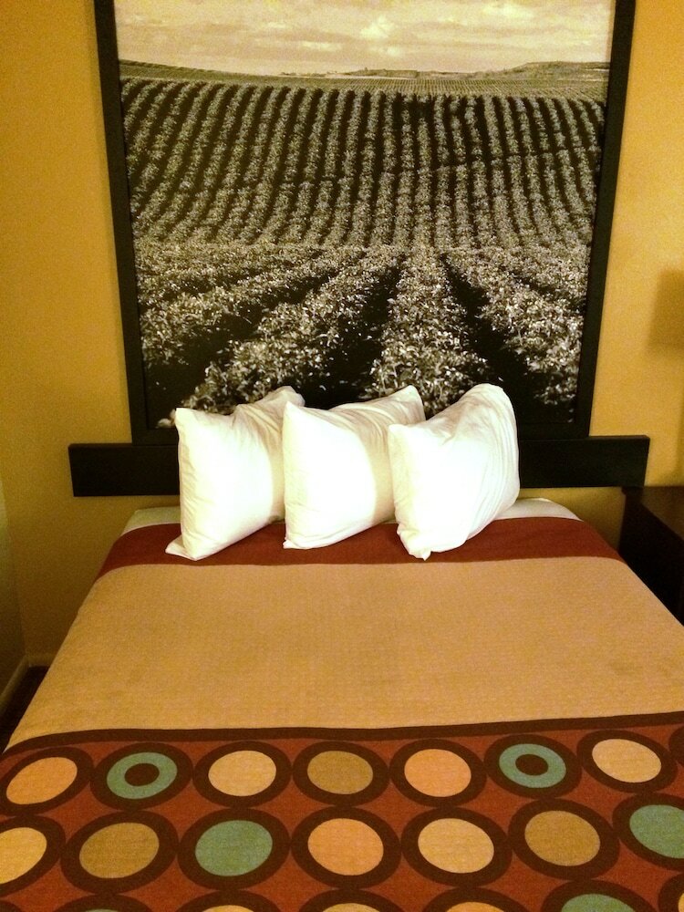 Hotel Super 8 By Wyndham Idaho Falls
