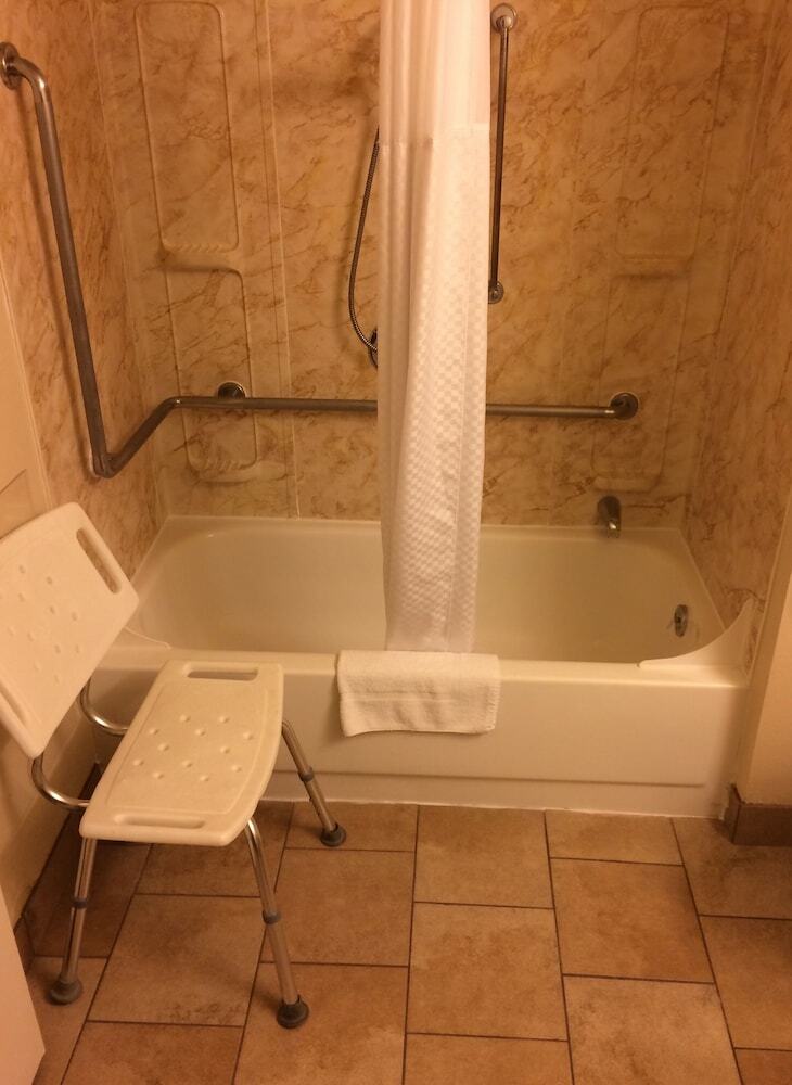 Hotel Super 8 By Wyndham Idaho Falls