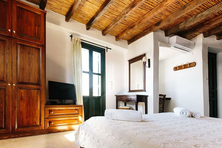 Apartamentos Akrotiri