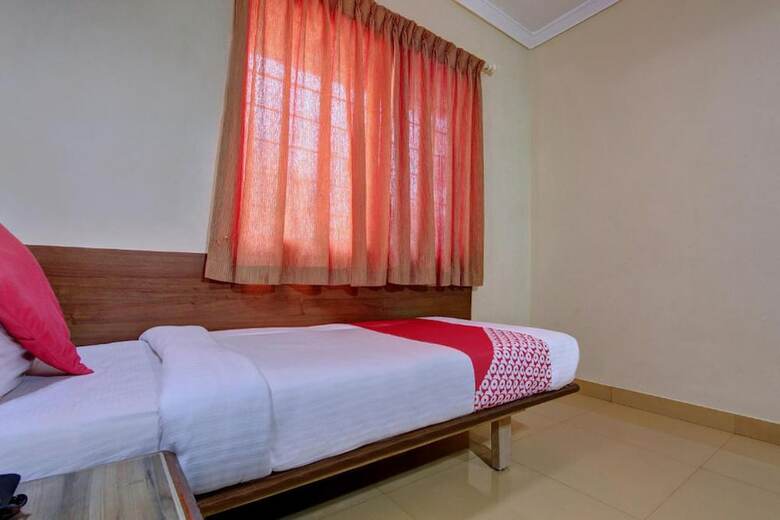Hotel Shrusti Comfort