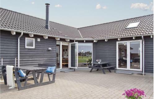 Holiday Home Helledievej L�kken Denm