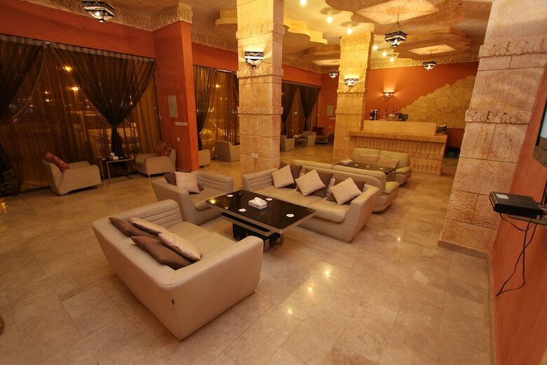 Raoum Inn Shaqra