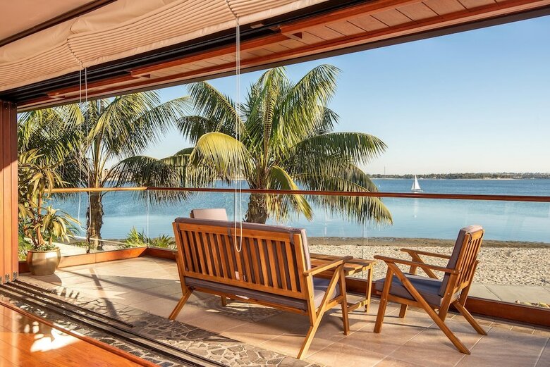 Endless Summer By Avantstay | Beachfront Home W/ Sunset Views!