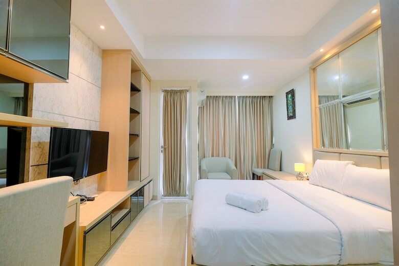 Minimalist With City View Studio @ Menteng Park Apartment
