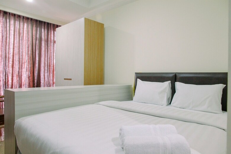 High Floor Studio With City View At Menteng Park Apartment