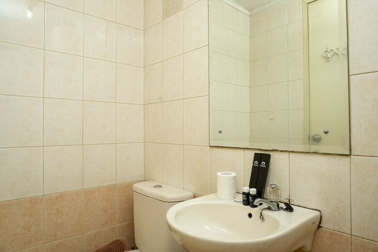 Classic And Warm 2br Gading Mediterania Apartment