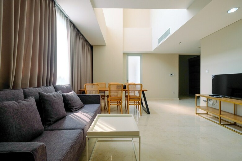 Luxury 2br + 1br At Ciputra World 2 Apartment