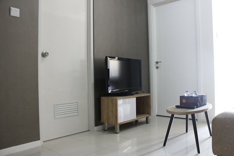 Private 1br Apartment Parahyangan Residence With Mountain View