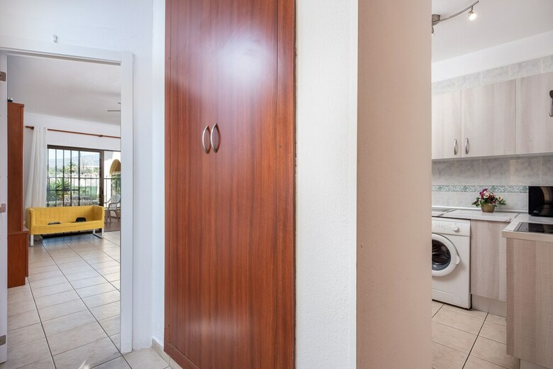 Apartamentos K1playa Fa�ab� Comfortable Swimming Pool
