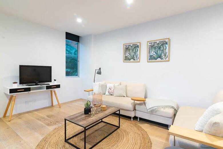 Brand New 2 Bedroom Bondi Apartment