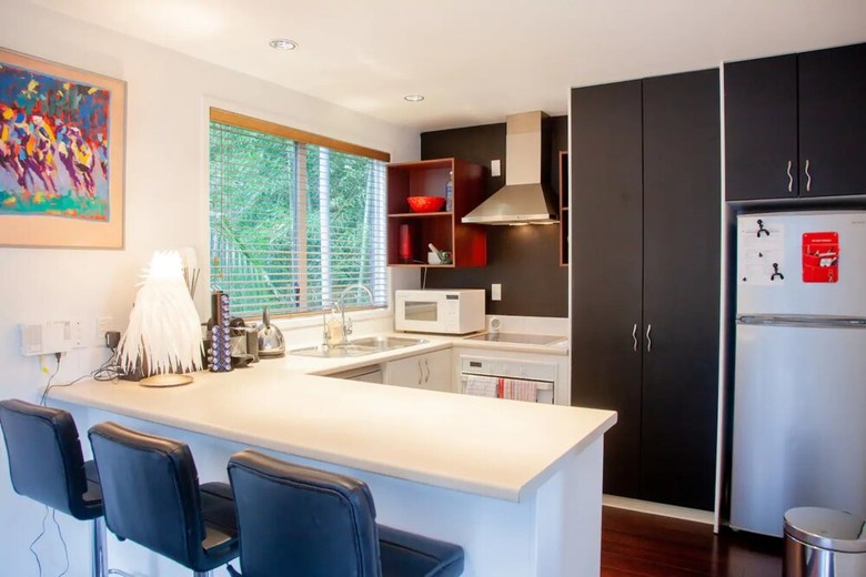 Bright 2 Bedroom Townhouse In Central Parnell