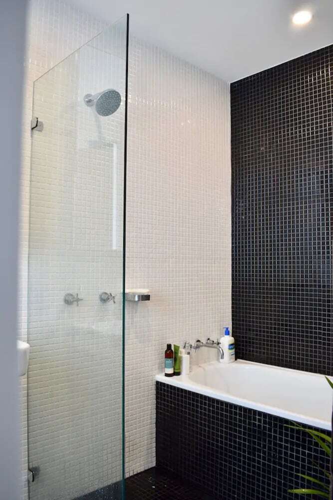 Beautiful Harbour View Apartment In Bellevue Hill