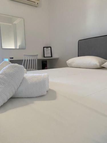 Aparthotel Galini Rooms & Apartments Syros
