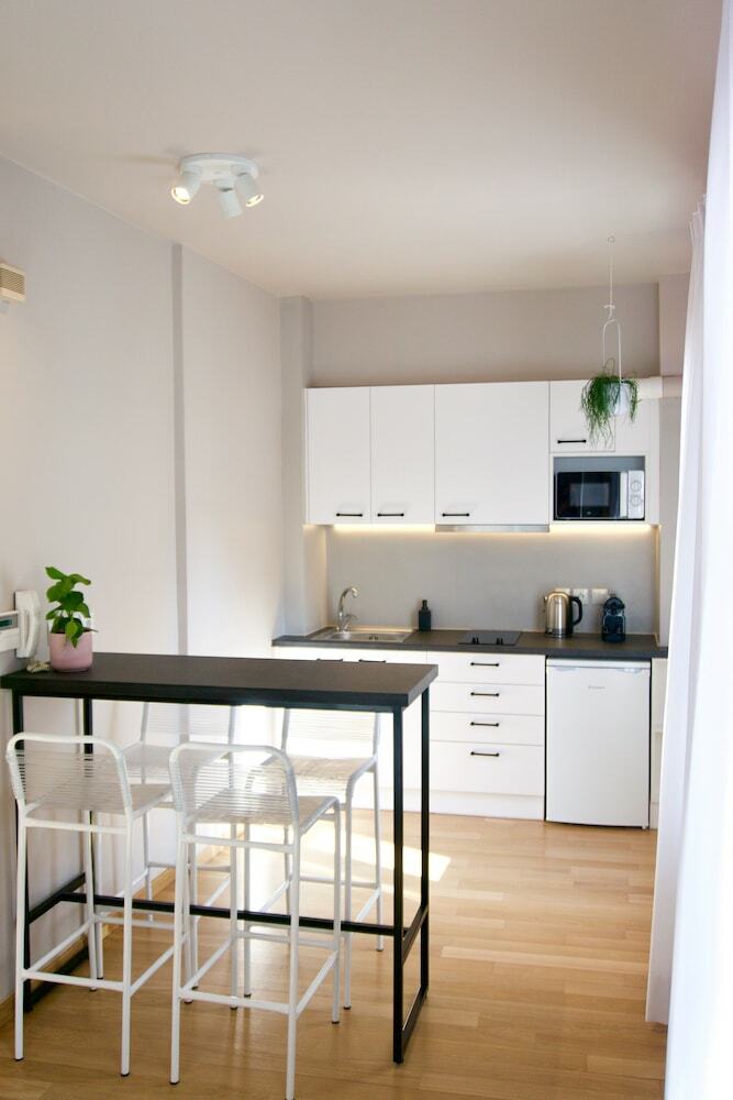 Apartamentos Syntagma Square: Amazing Cozy Studio - Whale