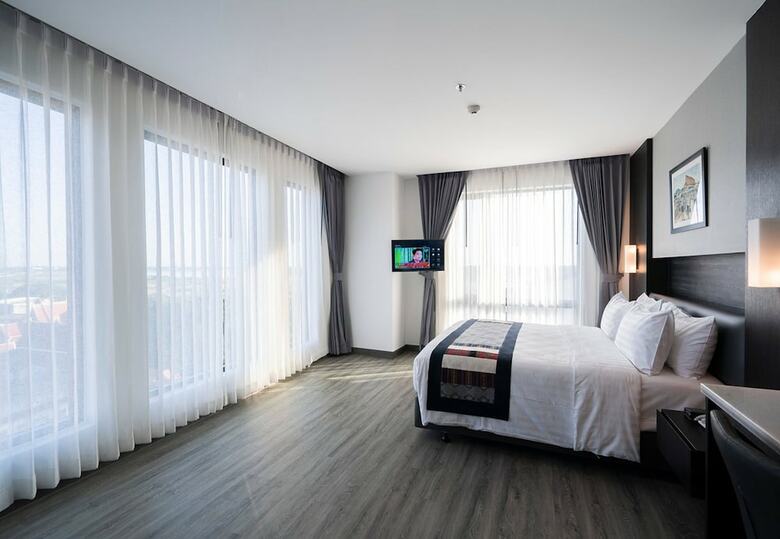 Surestay Hotel By Best Western Vientiane