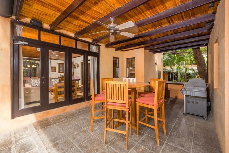 Jet Luxury At Langosta Beachresortvillas