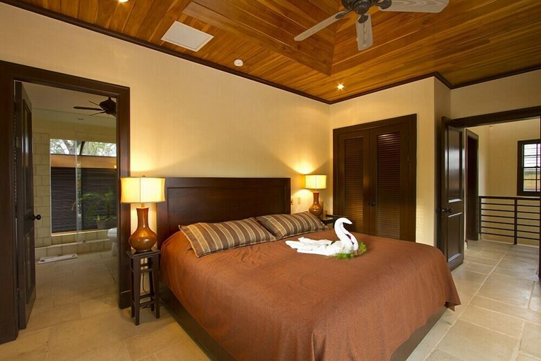 Jet Luxury At Langosta Beachresortvillas