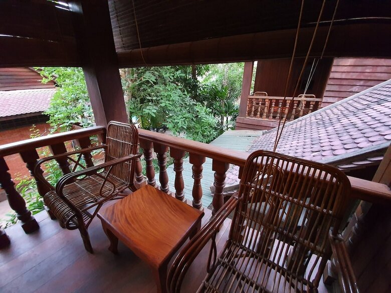 Sam Moon's Hotel Angkor Wooden House