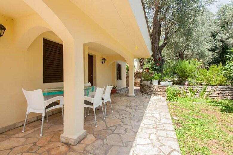 Gregovic Apartments