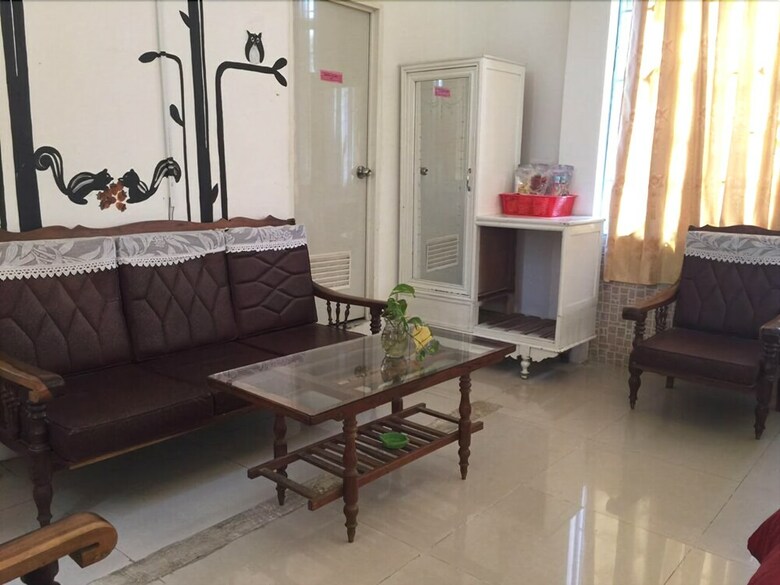 Hostal Hai Cay Thong Homestay - Hostel