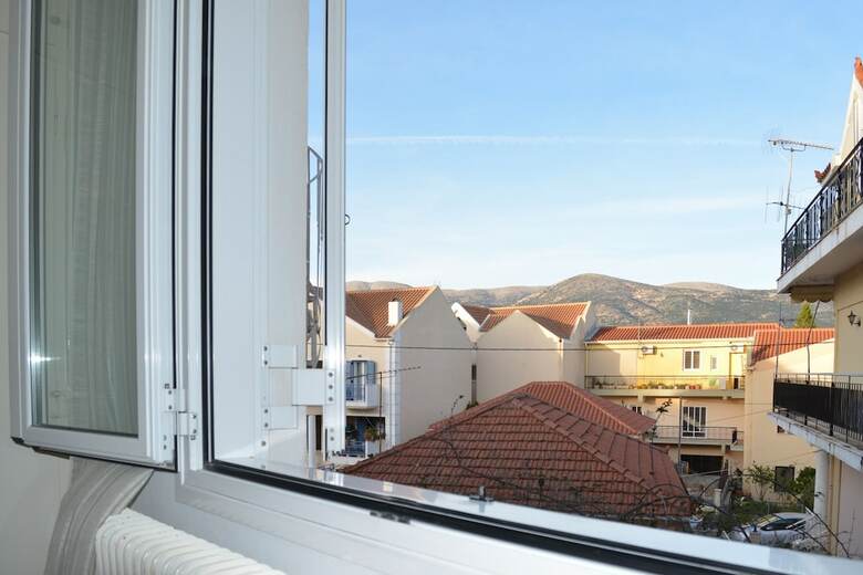 Apartamentos Neat Flat In Argostoli Seaside Town